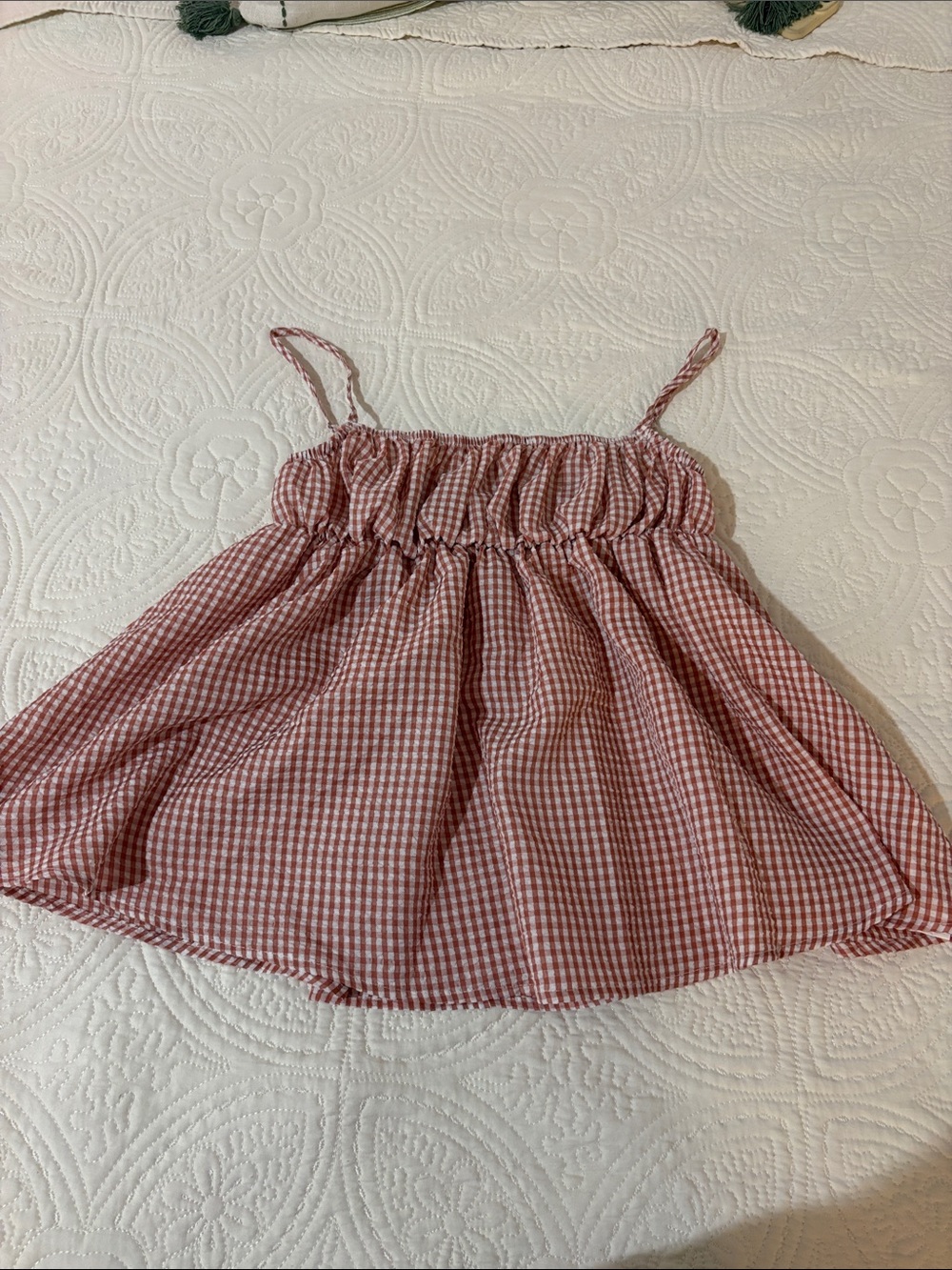 SHEIN Red Gingham Smocked Spaghetti Strap Crop Top